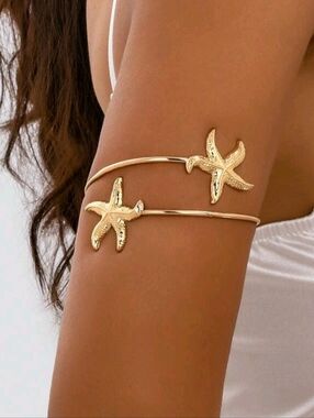 NWT, Gold Starfish Arm Cuff Bracelet